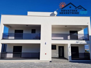 Četiri apartmana na Viru 